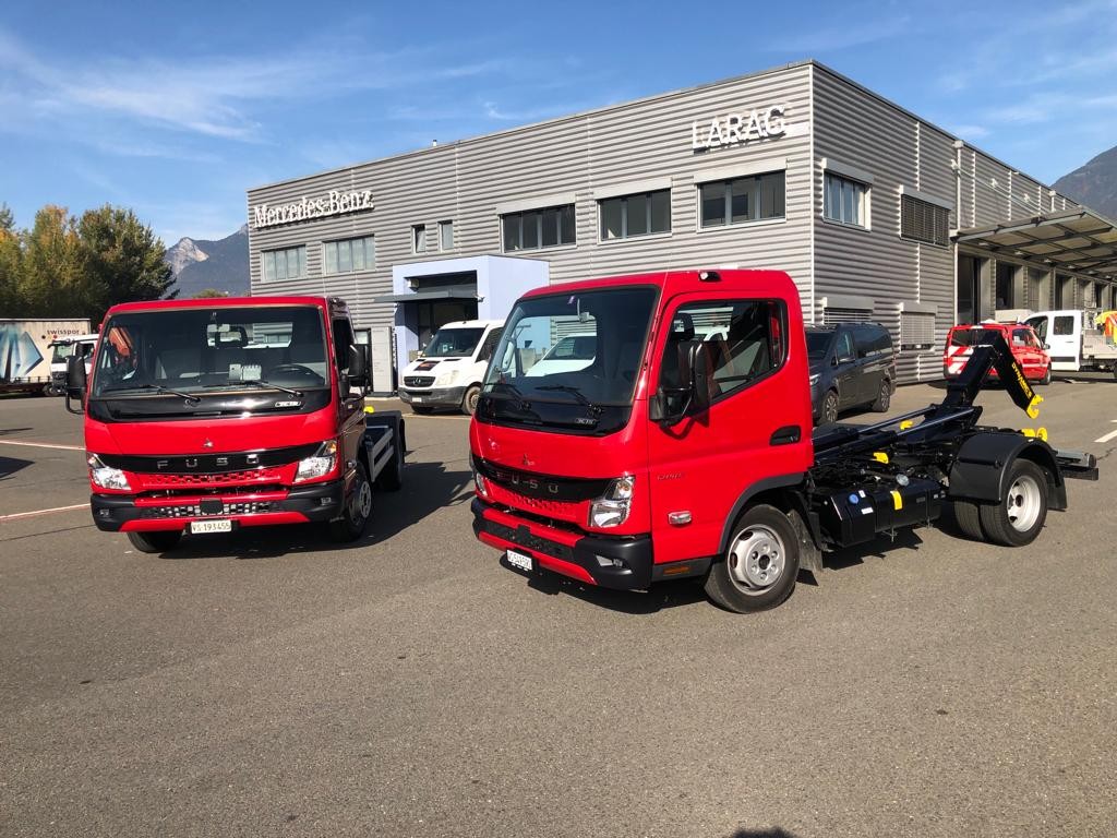 Camion avec bras de levage